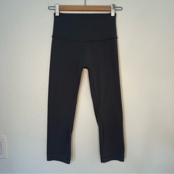 Lululemon Align Crop (19") Dark Carbon 4 - Picture 1 of 13